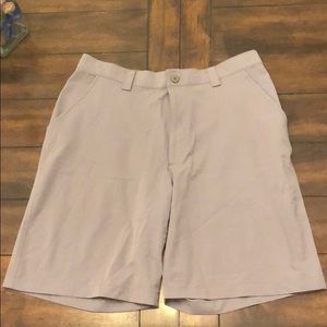 Men’s UA golf shorts size 34 waist
